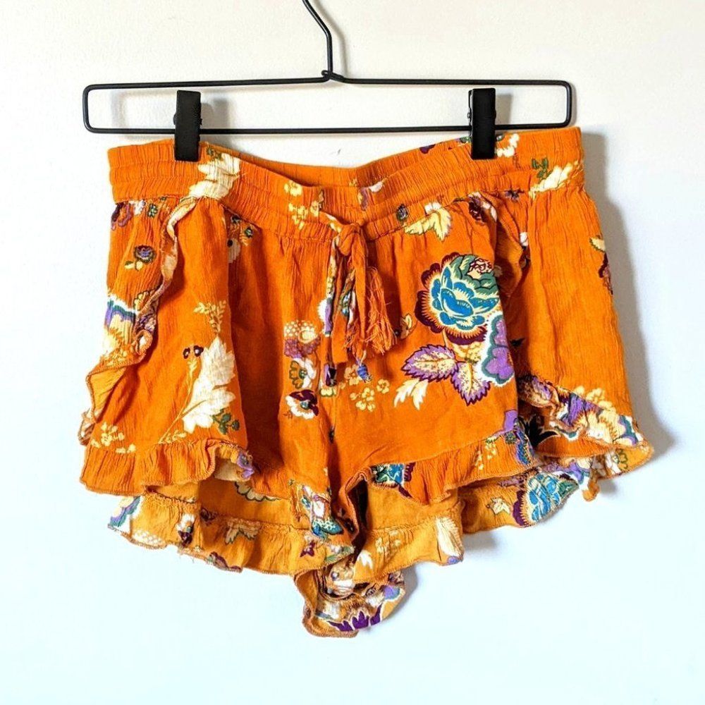 Altar'd State Floral Elastic Waist Ruffle Shorts M